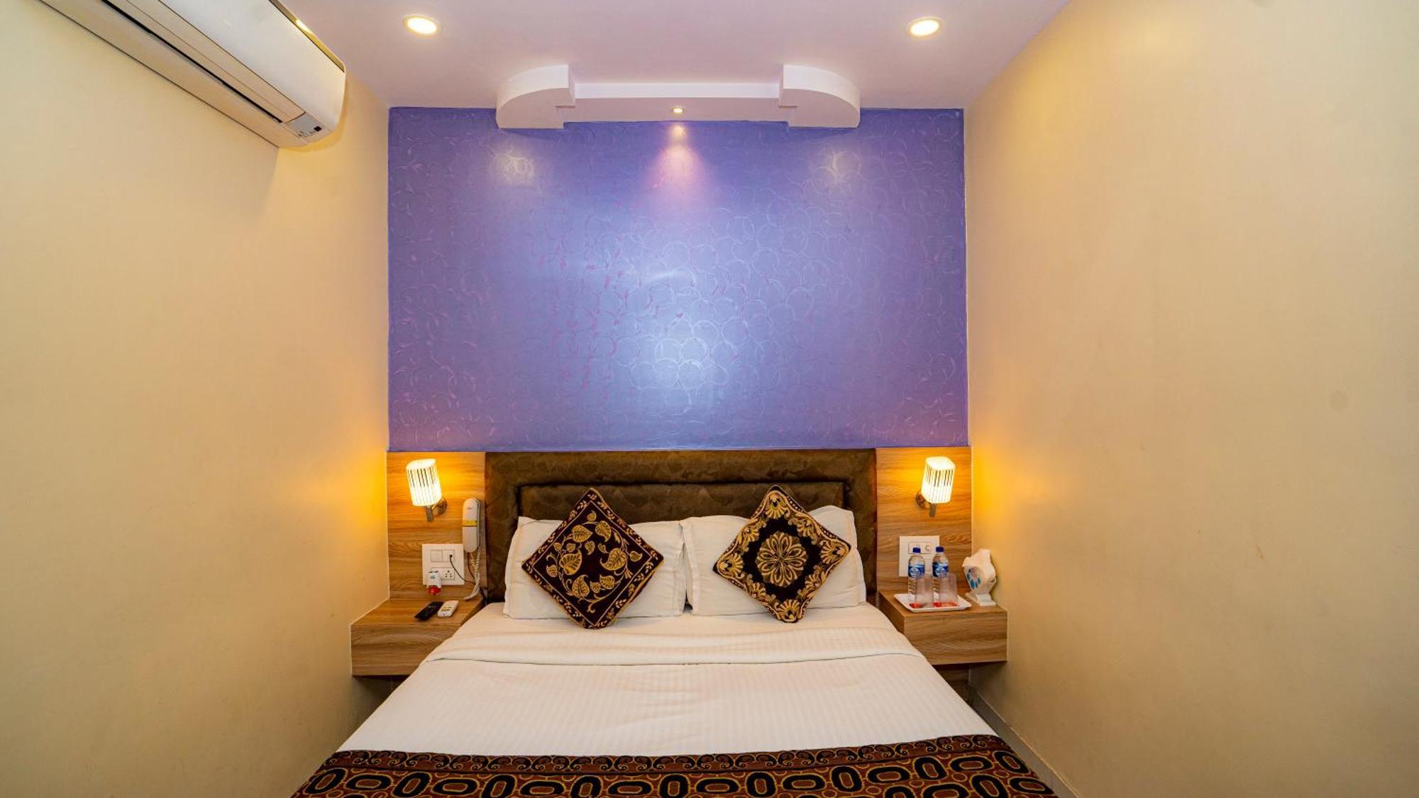 Hotel Hill Park Мумбай Екстериор снимка