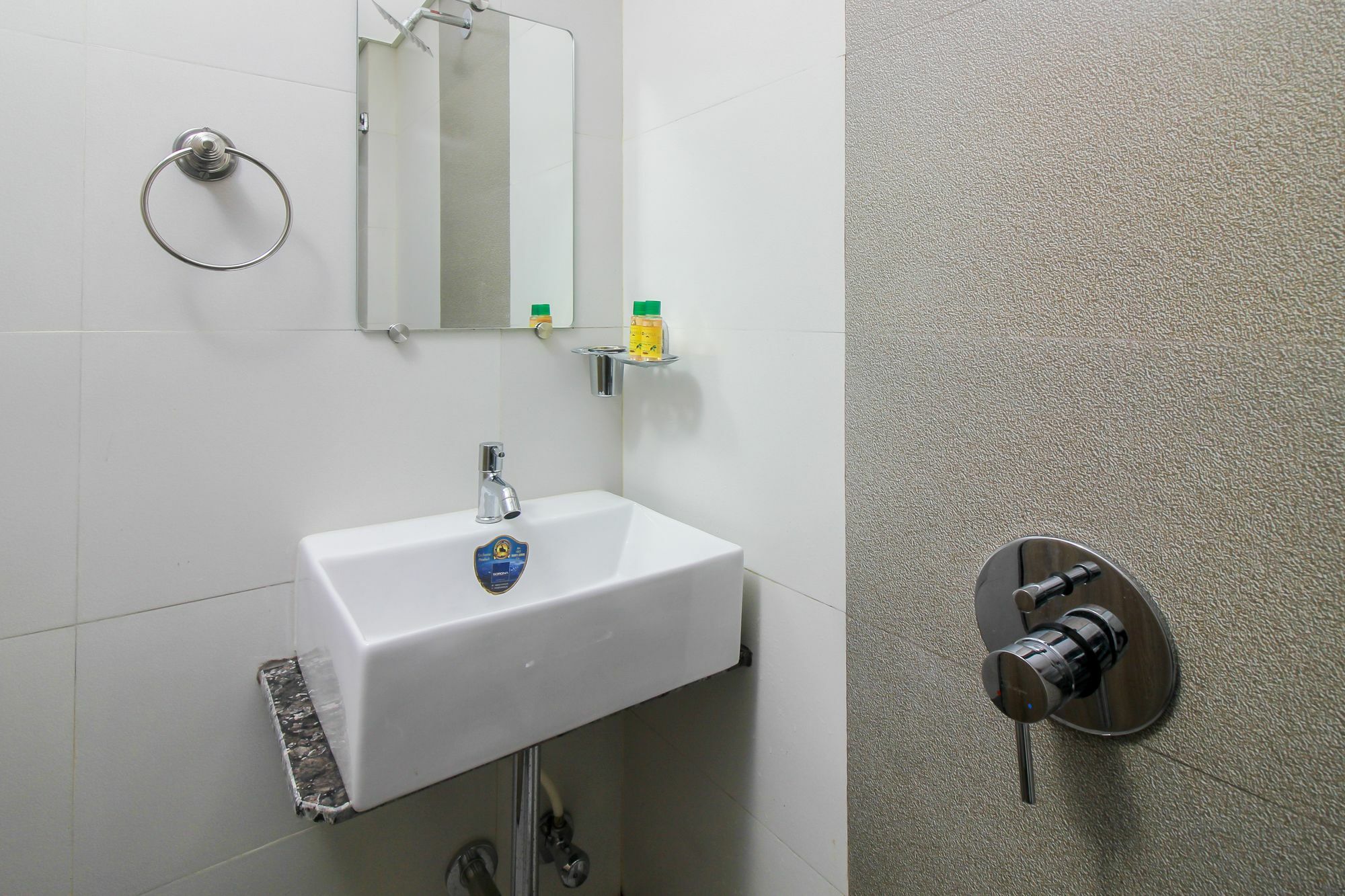Hotel Hill Park Мумбай Екстериор снимка
